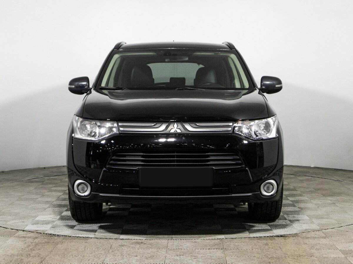 Купить Mitsubishi Outlander с пробегом. Фото: #1