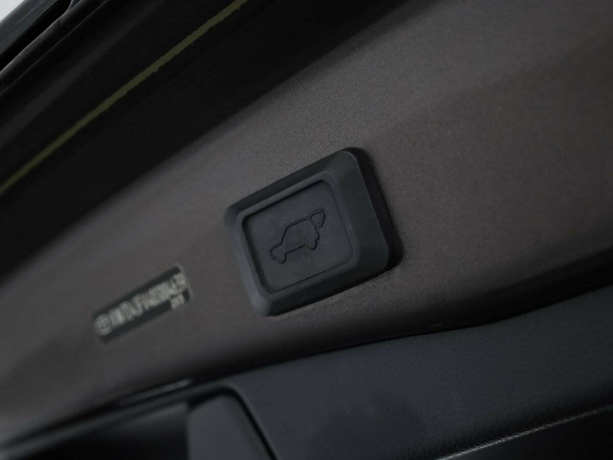 Купить Toyota RAV4 с пробегом. Фото: #25