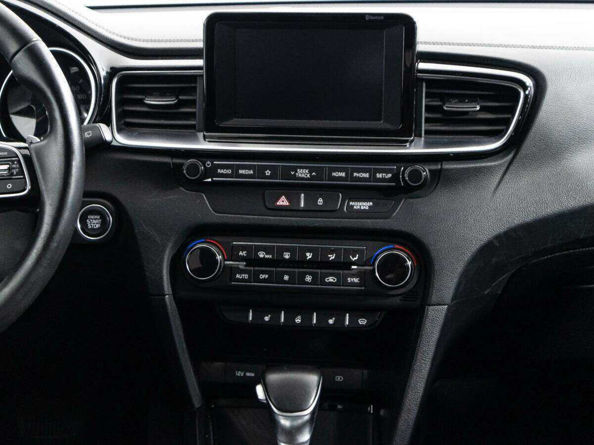 Купить Kia Ceed с пробегом. Фото: #13