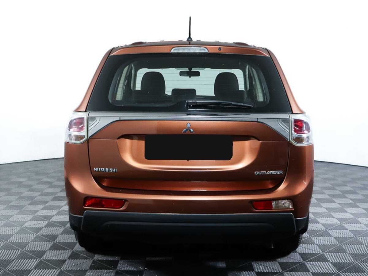 Купить Mitsubishi Outlander с пробегом. Фото: #5