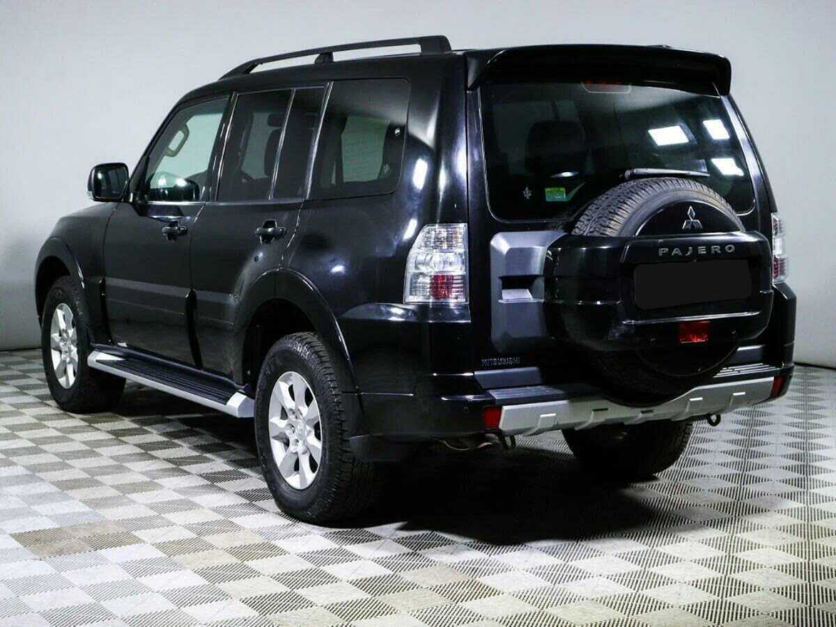 Купить Mitsubishi Pajero с пробегом. Фото: #5