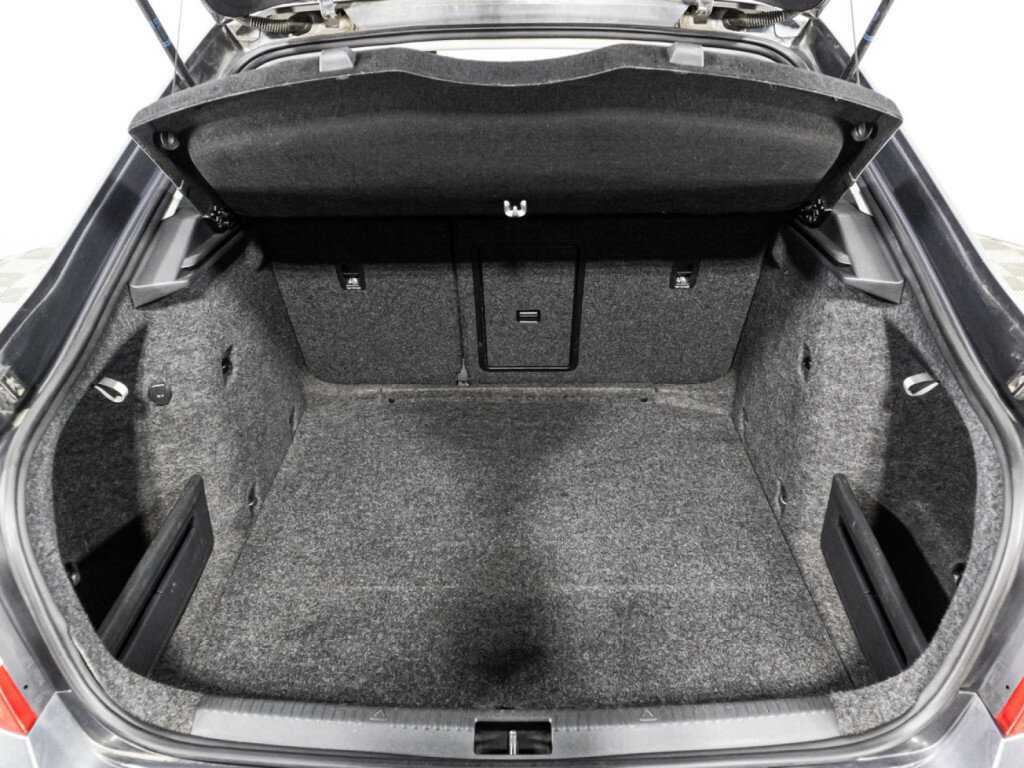 Купить Skoda Octavia с пробегом. Фото: #14
