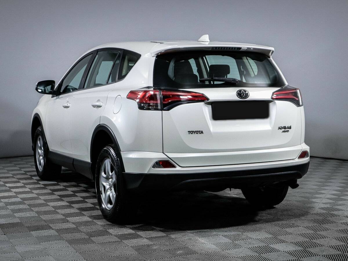 Купить Toyota RAV4 с пробегом. Фото: #6