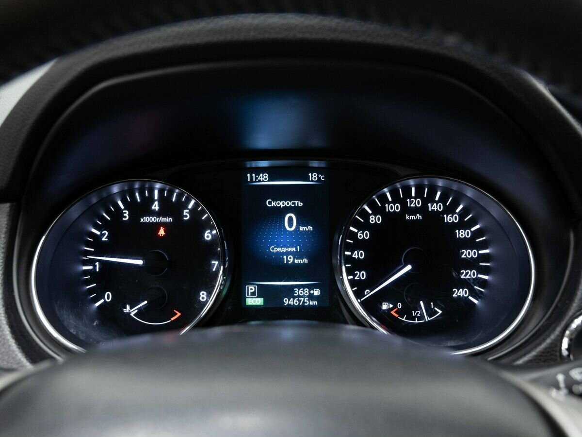 Купить Nissan X-Trail с пробегом. Фото: #18