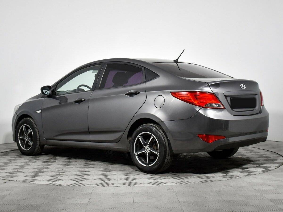Купить Hyundai Solaris с пробегом. Фото: #6