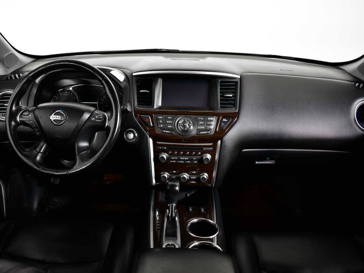 Купить Nissan Pathfinder с пробегом. Фото: #11