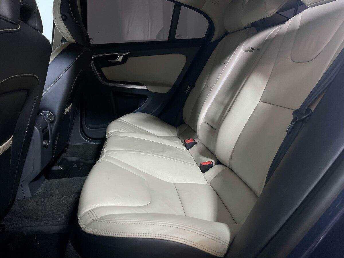 Купить Volvo S60 с пробегом. Фото: #9