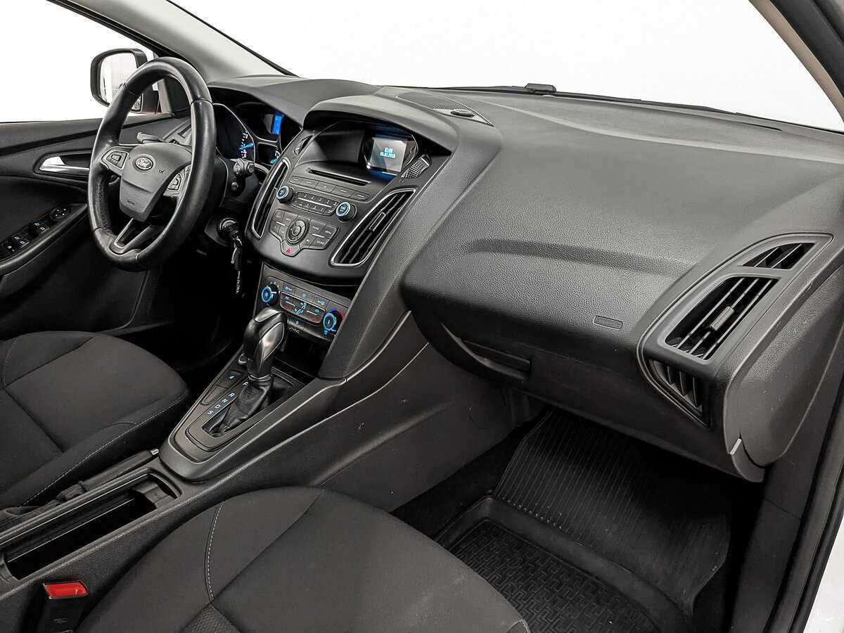 Купить Ford Focus с пробегом. Фото: #10