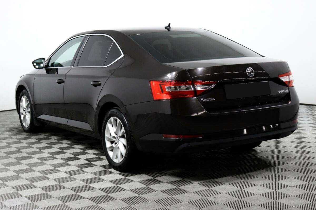 Купить Skoda Superb с пробегом. Фото: #6