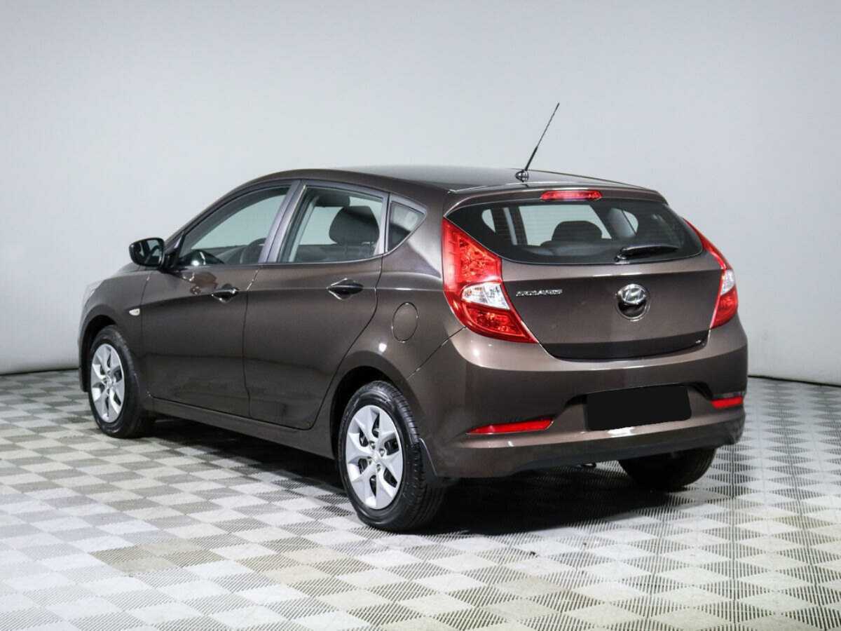 Купить Hyundai Solaris с пробегом. Фото: #5