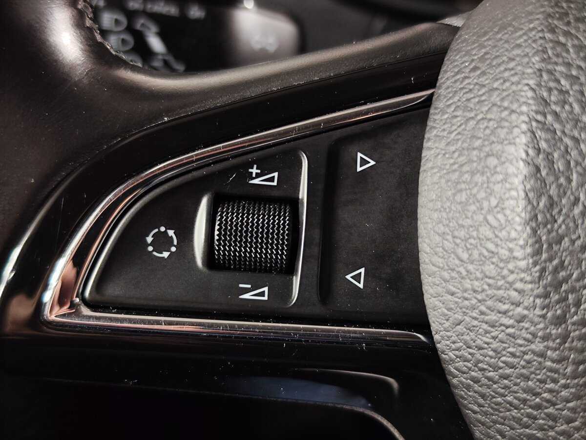 Купить Skoda Octavia с пробегом. Фото: #9