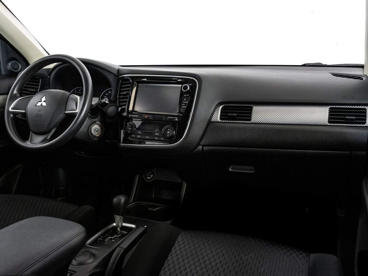Купить Mitsubishi Outlander с пробегом. Фото: #8