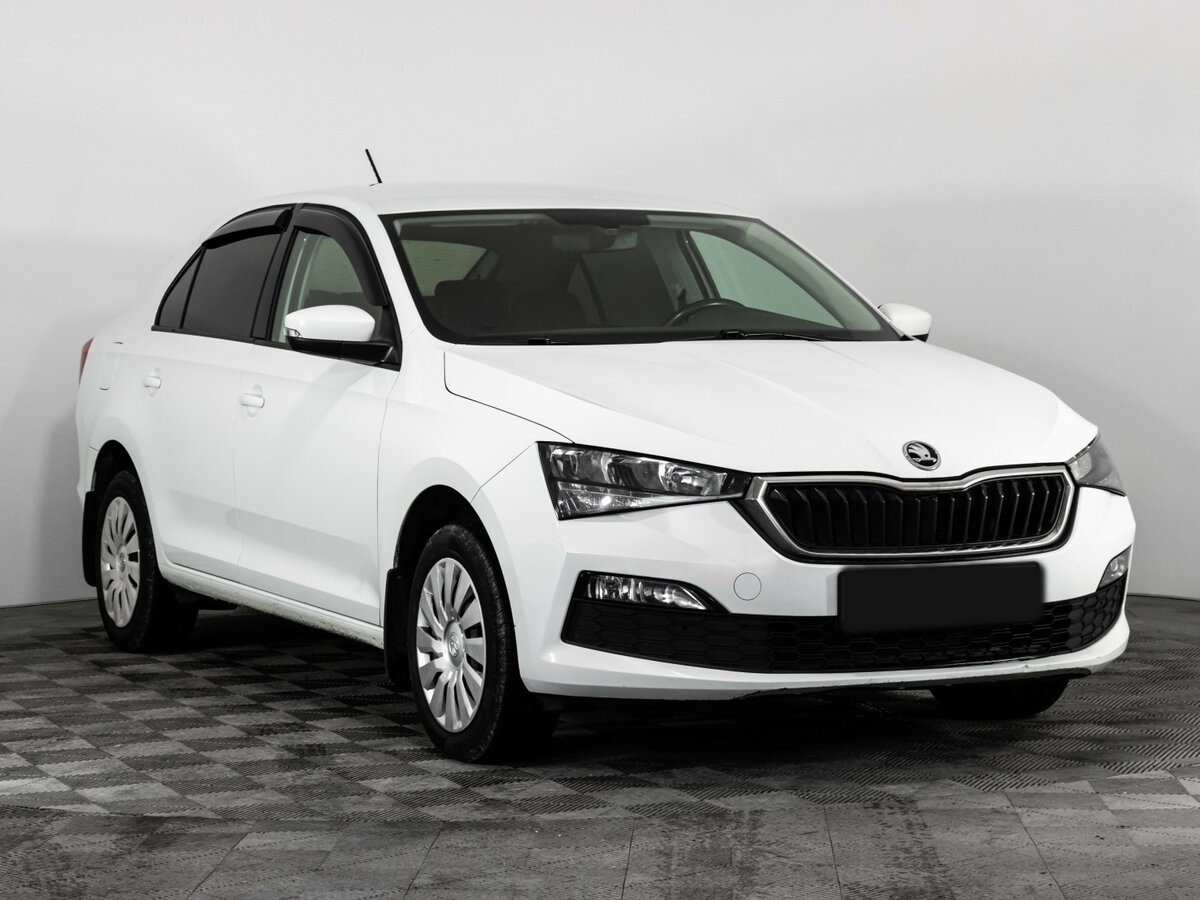 Купить Skoda Rapid с пробегом. Фото: #2
