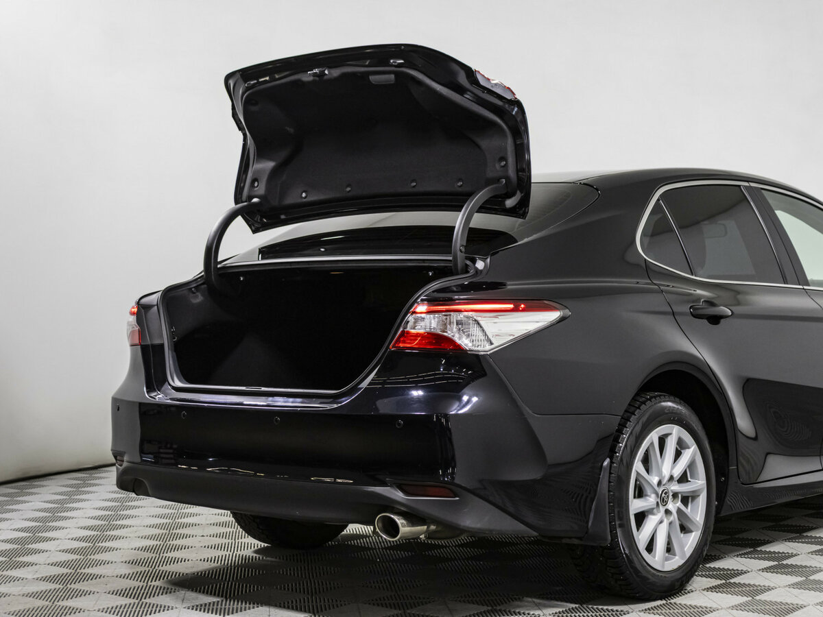 Купить Toyota Camry с пробегом. Фото: #13