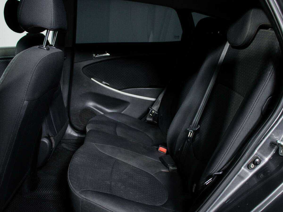 Купить Hyundai Solaris с пробегом. Фото: #7