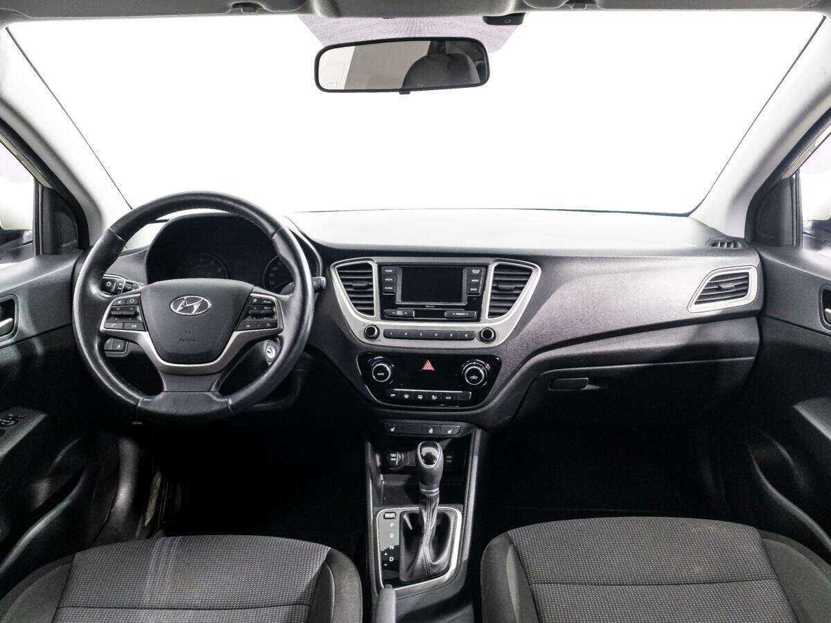 Купить Hyundai Solaris с пробегом. Фото: #12