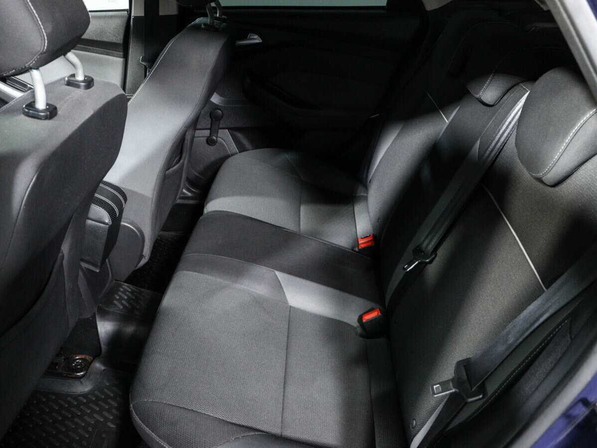 Купить Ford Focus с пробегом. Фото: #7