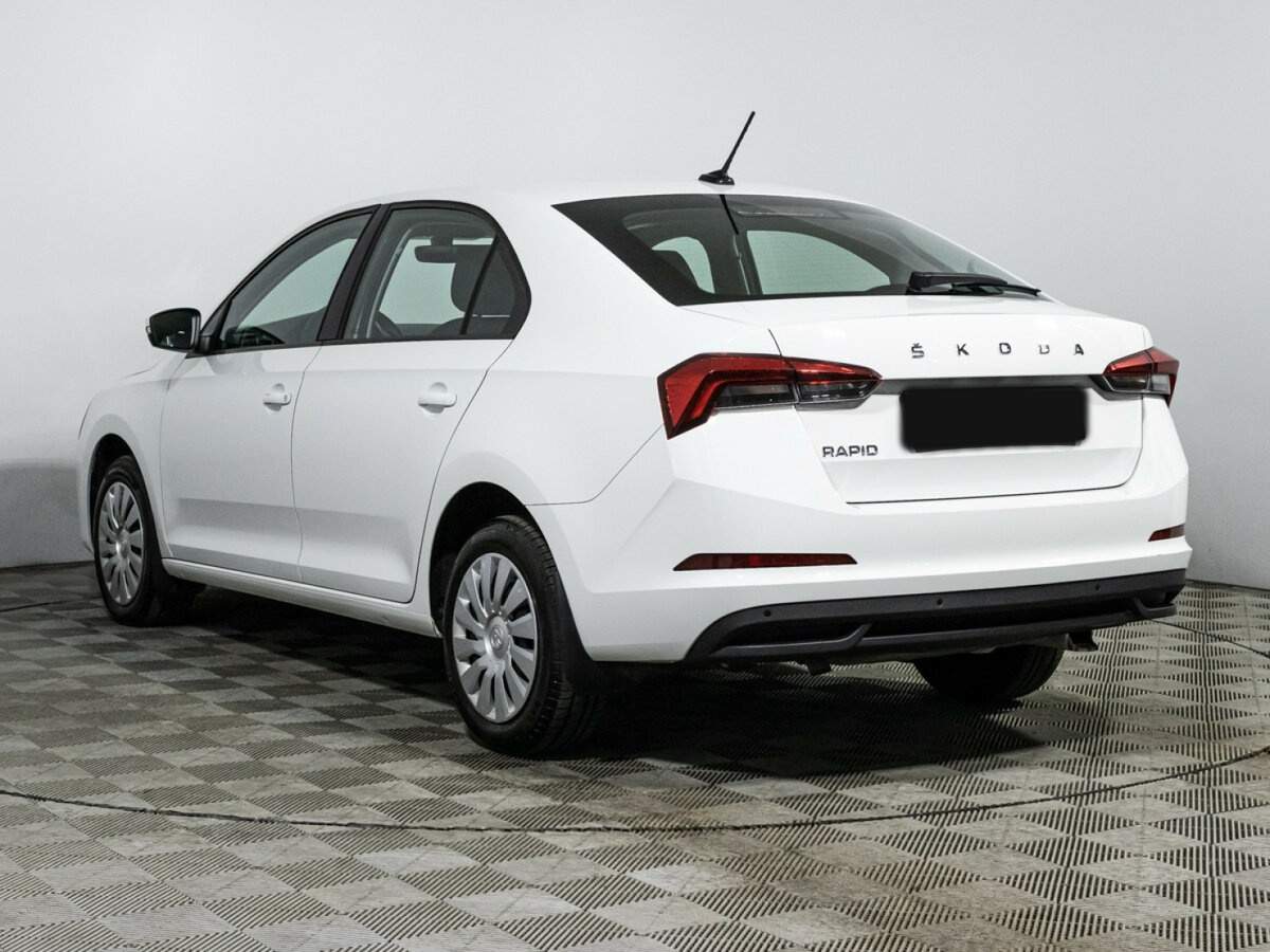 Купить Skoda Rapid с пробегом. Фото: #6