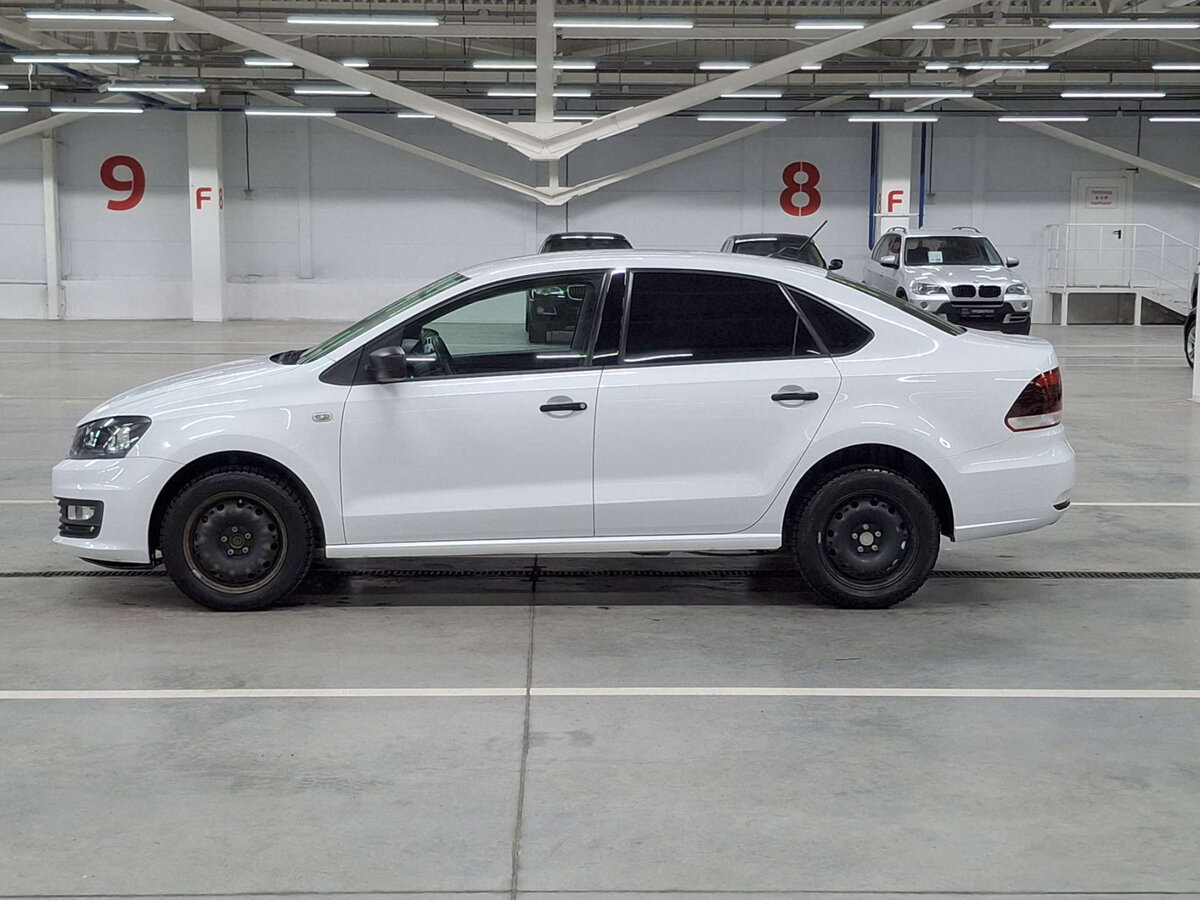 Купить Volkswagen Polo с пробегом. Фото: #7