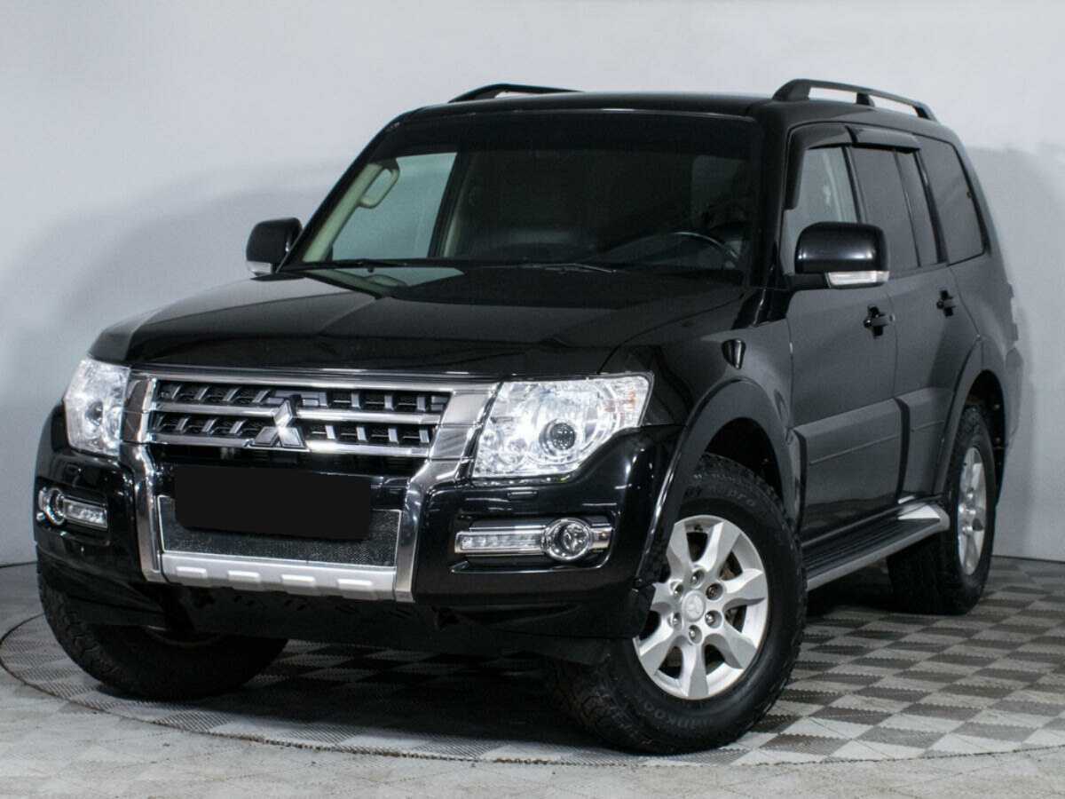 Купить Mitsubishi Pajero с пробегом. Посмотреть фото