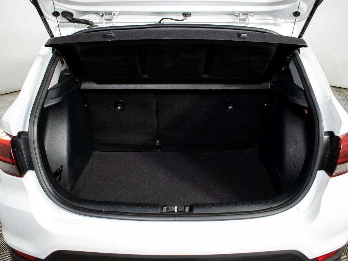 Купить Kia Rio с пробегом. Фото: #13