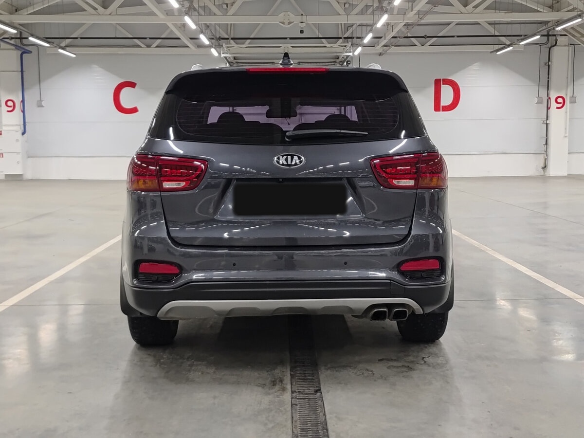 Купить Kia Sorento с пробегом. Фото: #5