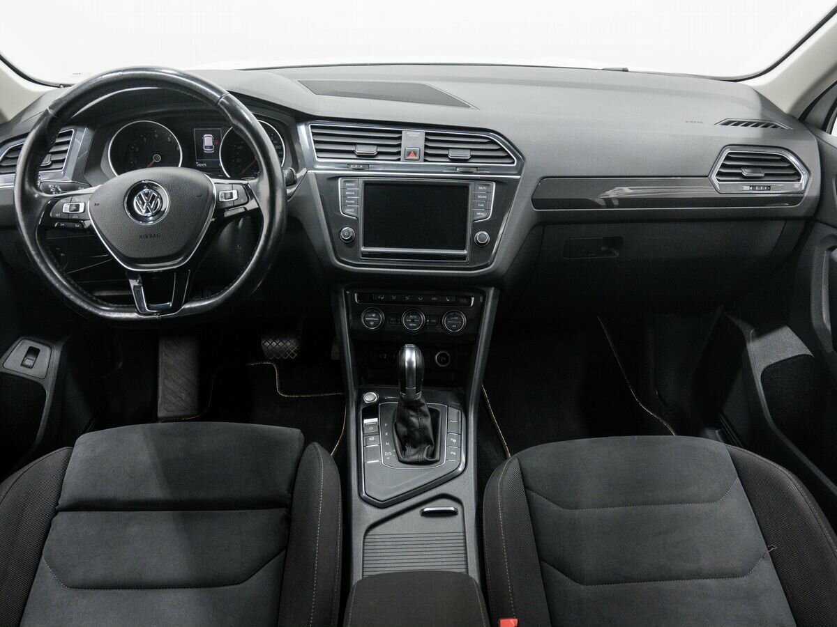 Купить Volkswagen Tiguan с пробегом. Фото: #11