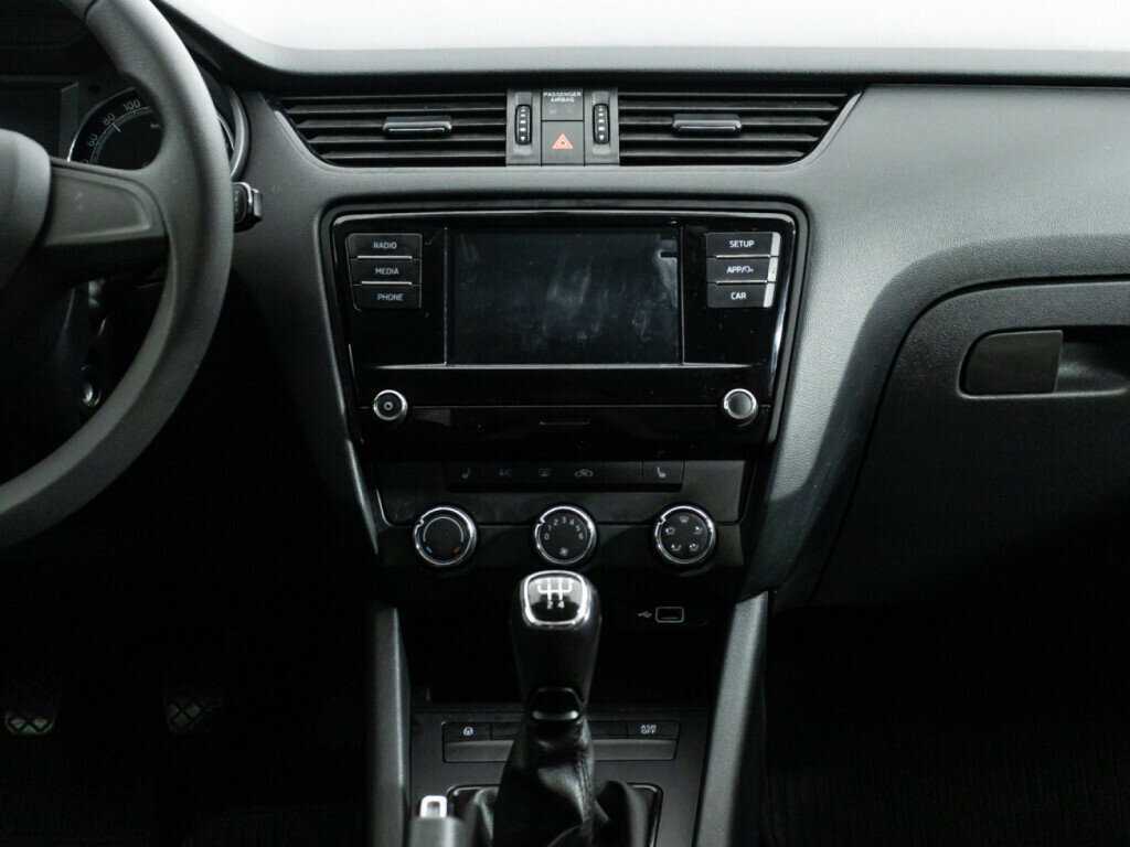 Купить Skoda Octavia с пробегом. Фото: #13