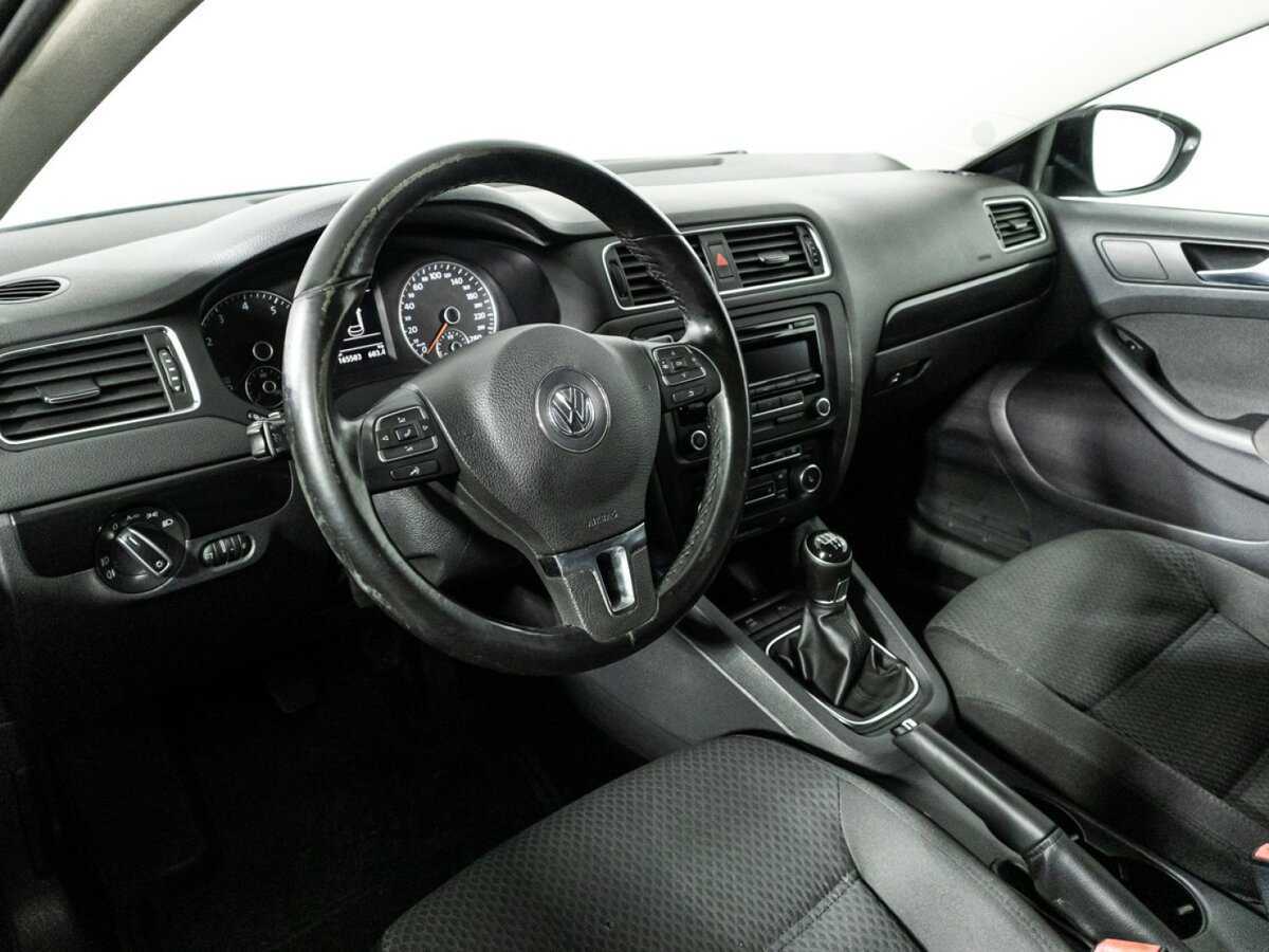 Купить Volkswagen Jetta с пробегом. Фото: #10