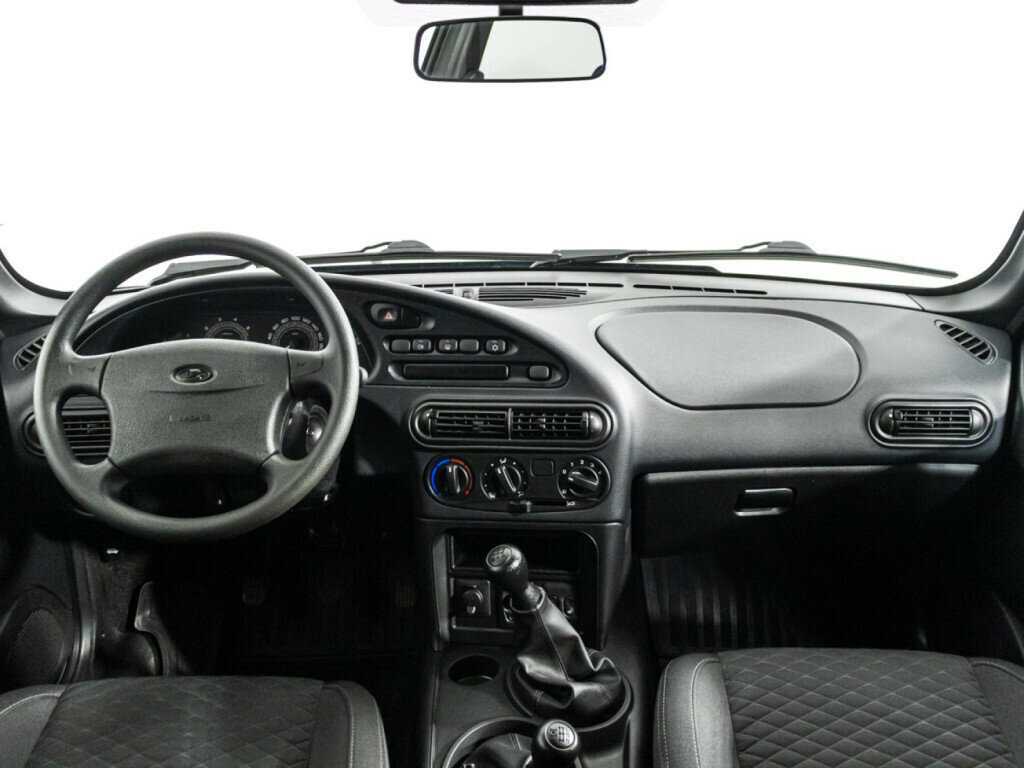 Купить Lada (ВАЗ) Niva с пробегом. Фото: #12