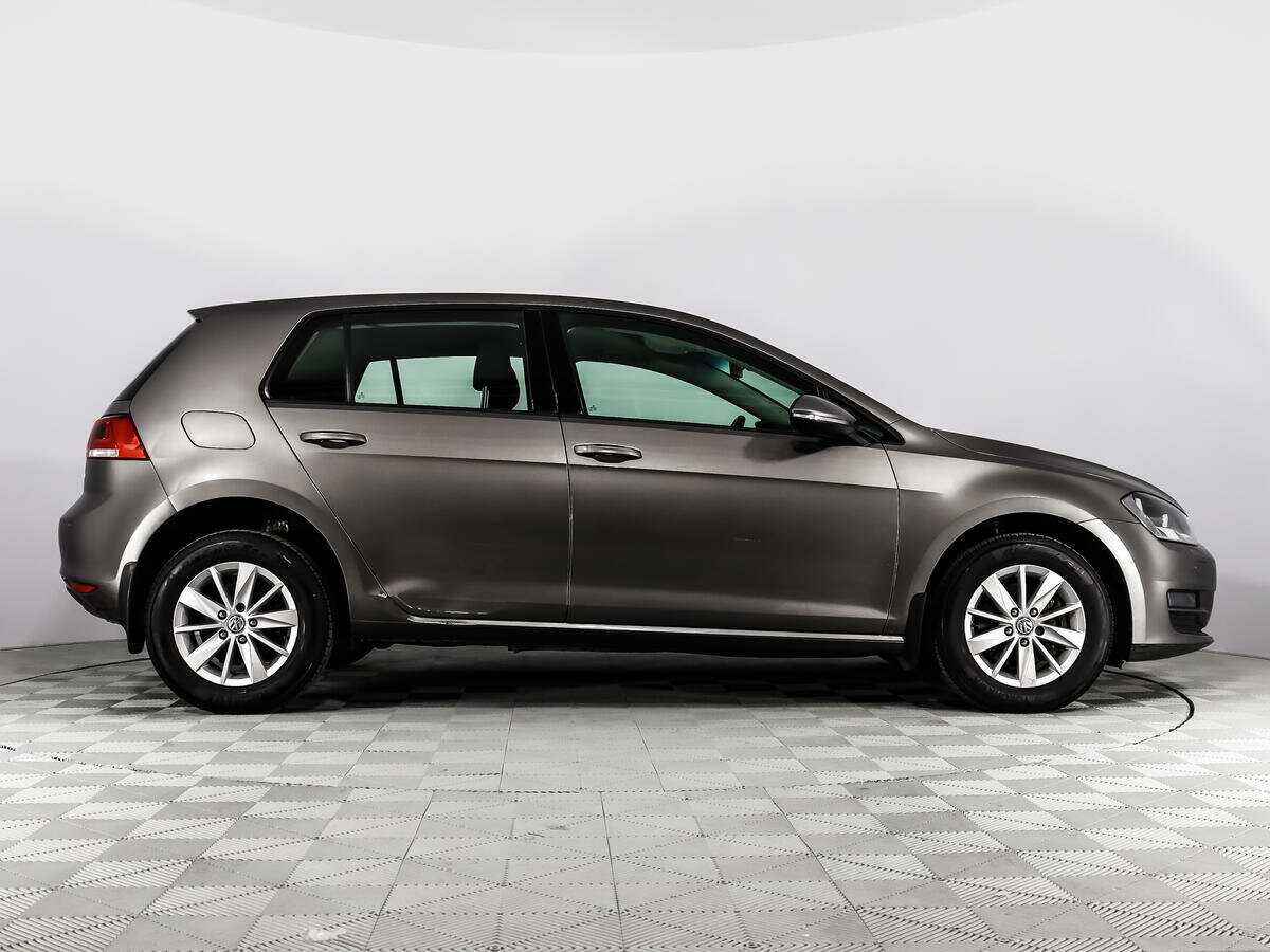 Купить Volkswagen Golf с пробегом. Фото: #3