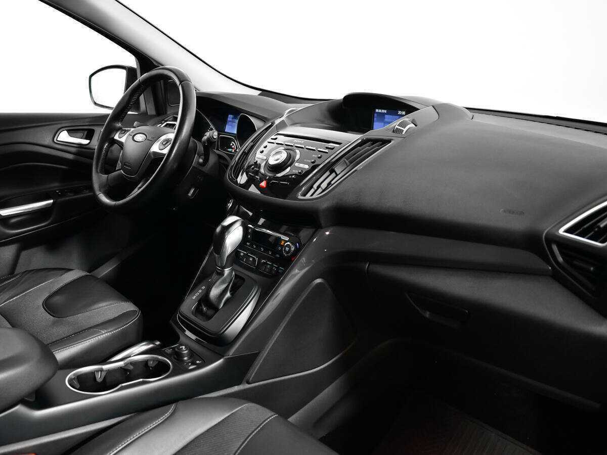 Купить Ford Kuga с пробегом. Фото: #8