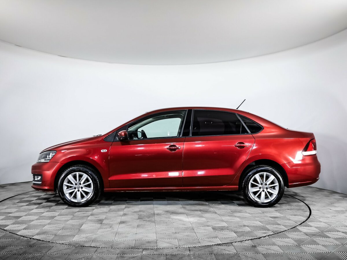 Купить Volkswagen Polo с пробегом. Фото: #1