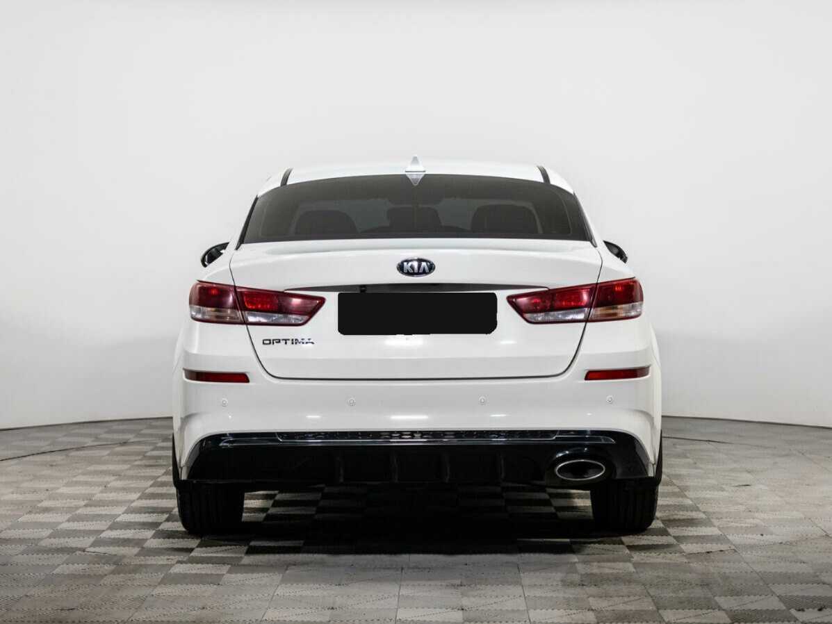 Купить Kia Optima с пробегом. Фото: #4