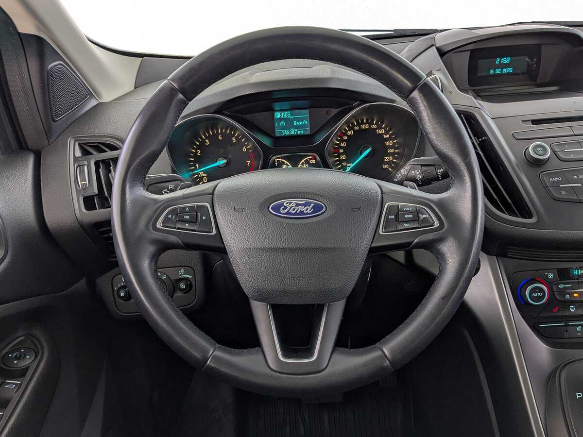 Купить Ford Kuga с пробегом. Фото: #21