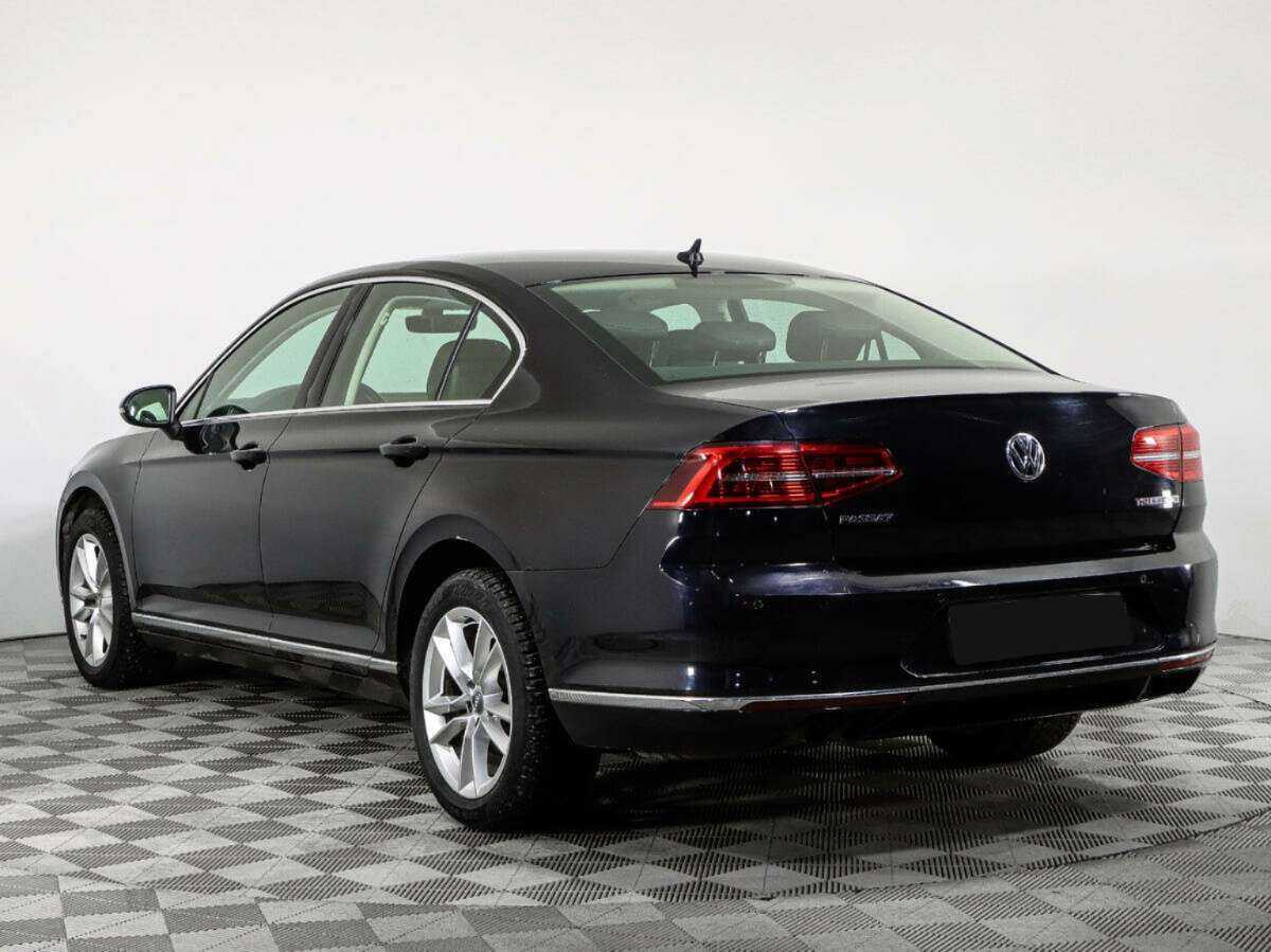 Купить Volkswagen Passat с пробегом. Фото: #6
