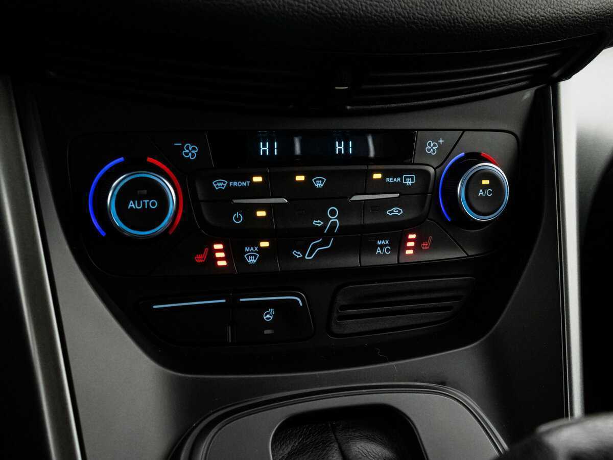 Купить Ford Kuga с пробегом. Фото: #9