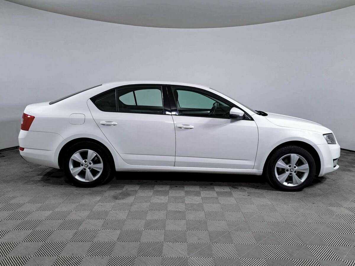 Купить Skoda Octavia с пробегом. Фото: #3