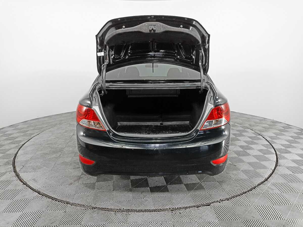 Купить Hyundai Solaris с пробегом. Фото: #9