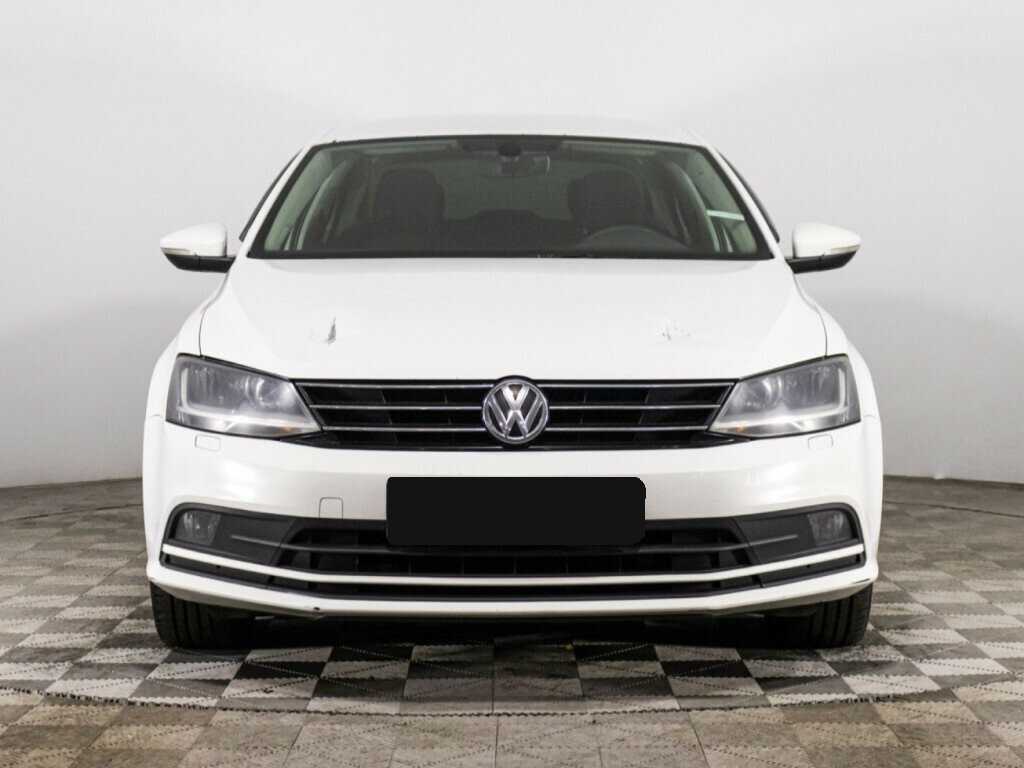 Купить Volkswagen Jetta с пробегом. Фото: #1