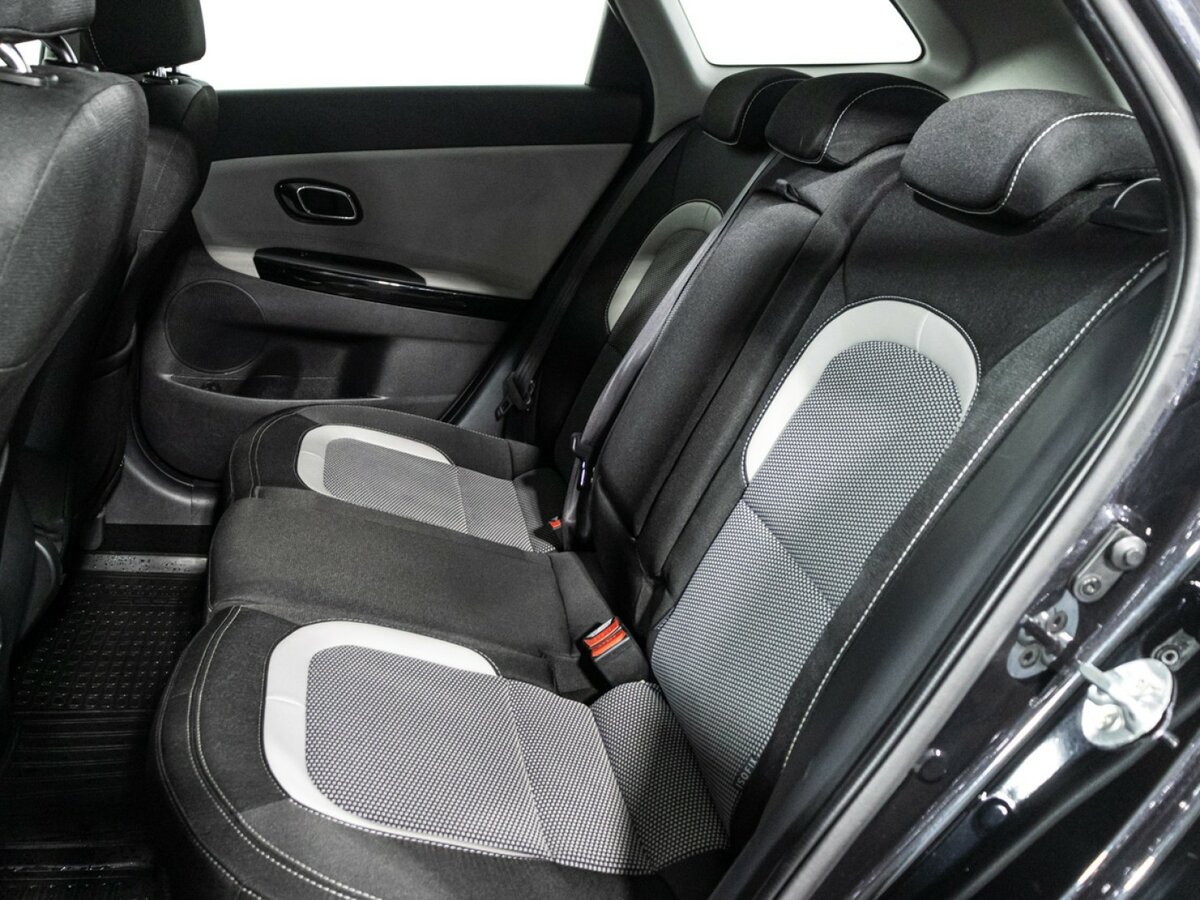 Купить Kia Ceed с пробегом. Фото: #9