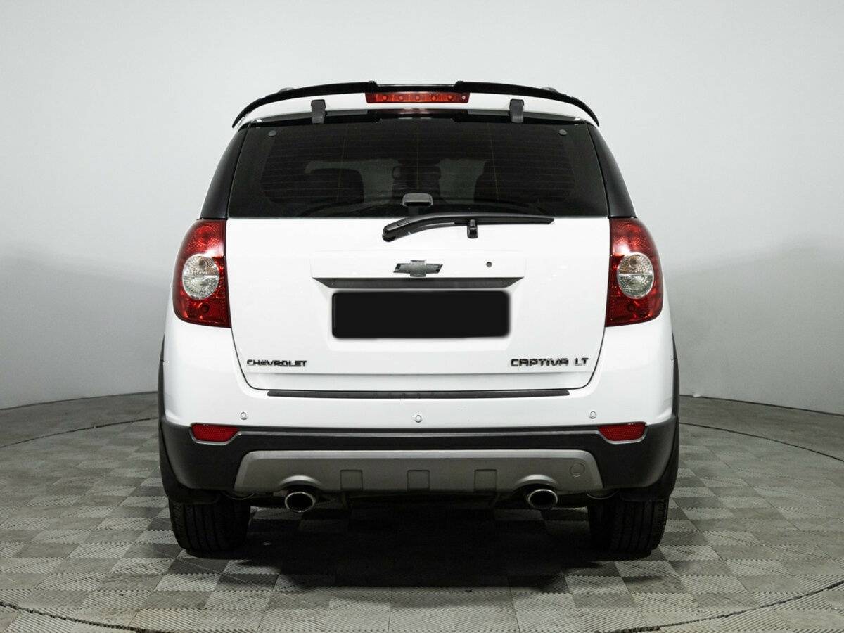 Купить Chevrolet Captiva с пробегом. Фото: #4