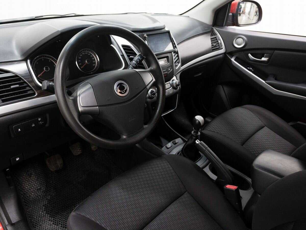 Купить SsangYong Actyon с пробегом. Фото: #8