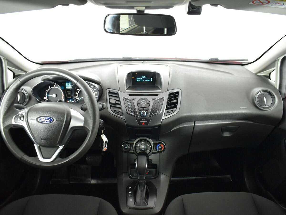 Купить Ford Fiesta с пробегом. Фото: #8