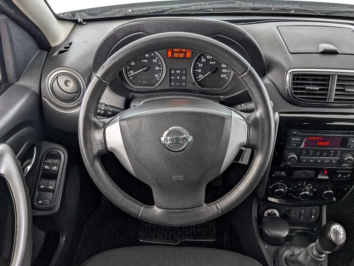 Купить Nissan Terrano с пробегом. Фото: #18