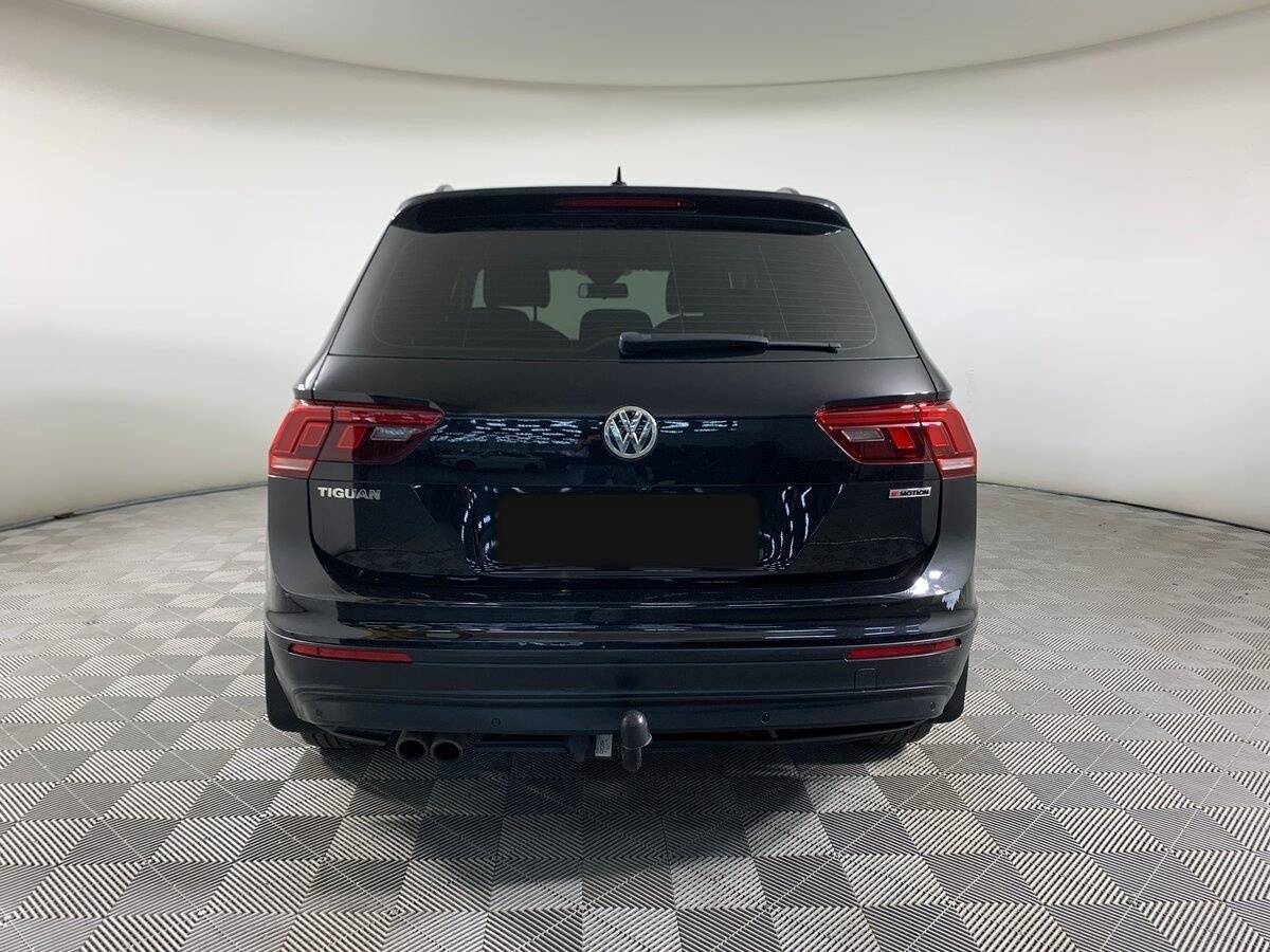 Купить Volkswagen Tiguan с пробегом. Фото: #5