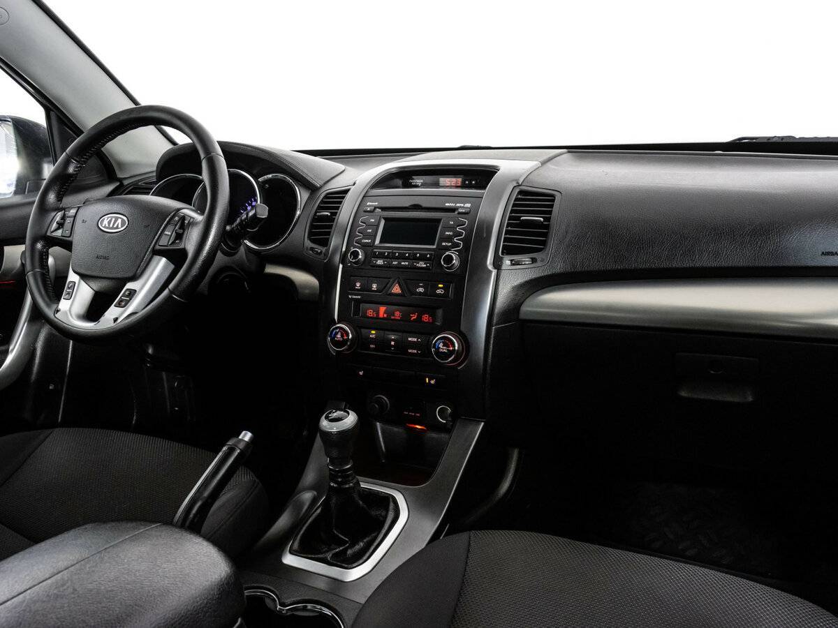 Купить Kia Sorento с пробегом. Фото: #8