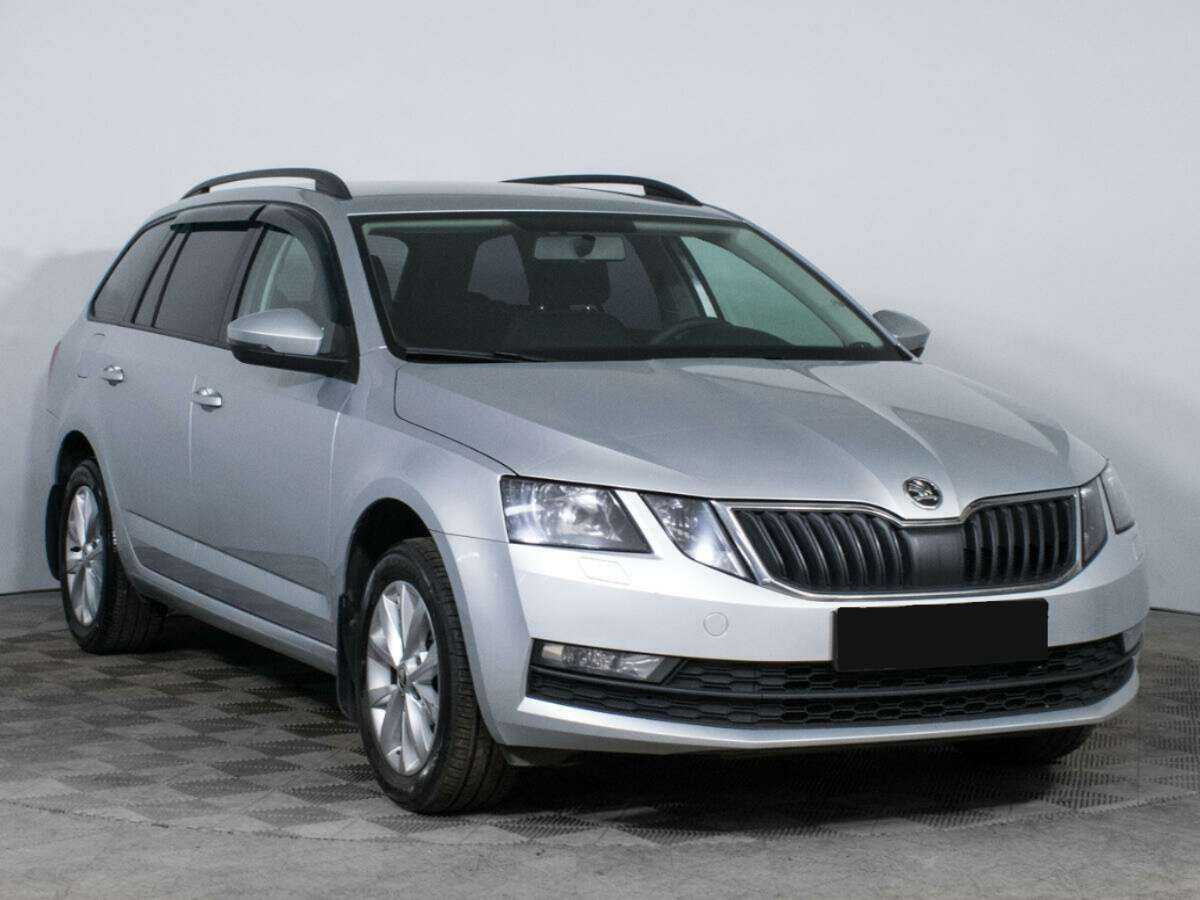 Купить Skoda Octavia с пробегом. Фото: #2