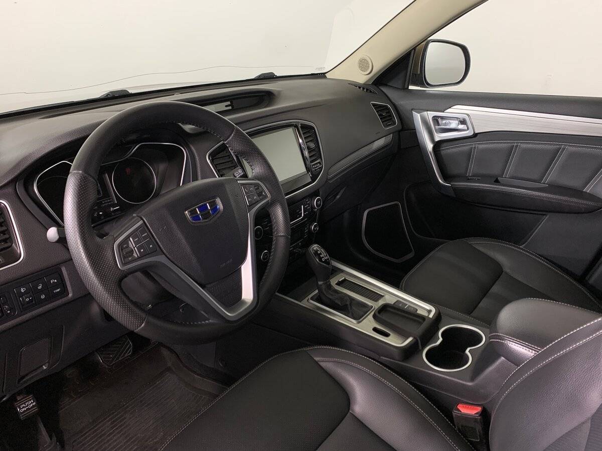Купить Geely Emgrand X7 с пробегом. Фото: #9