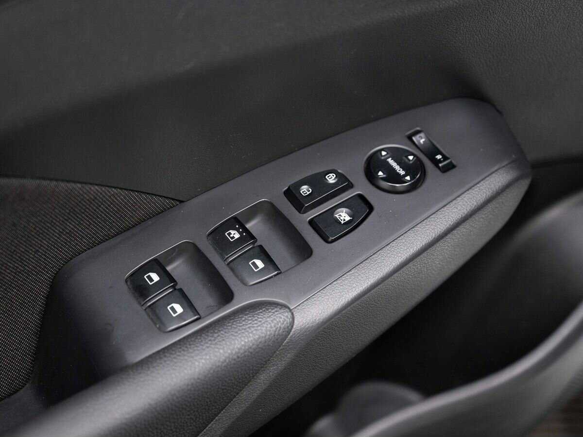 Купить Hyundai Solaris с пробегом. Фото: #19